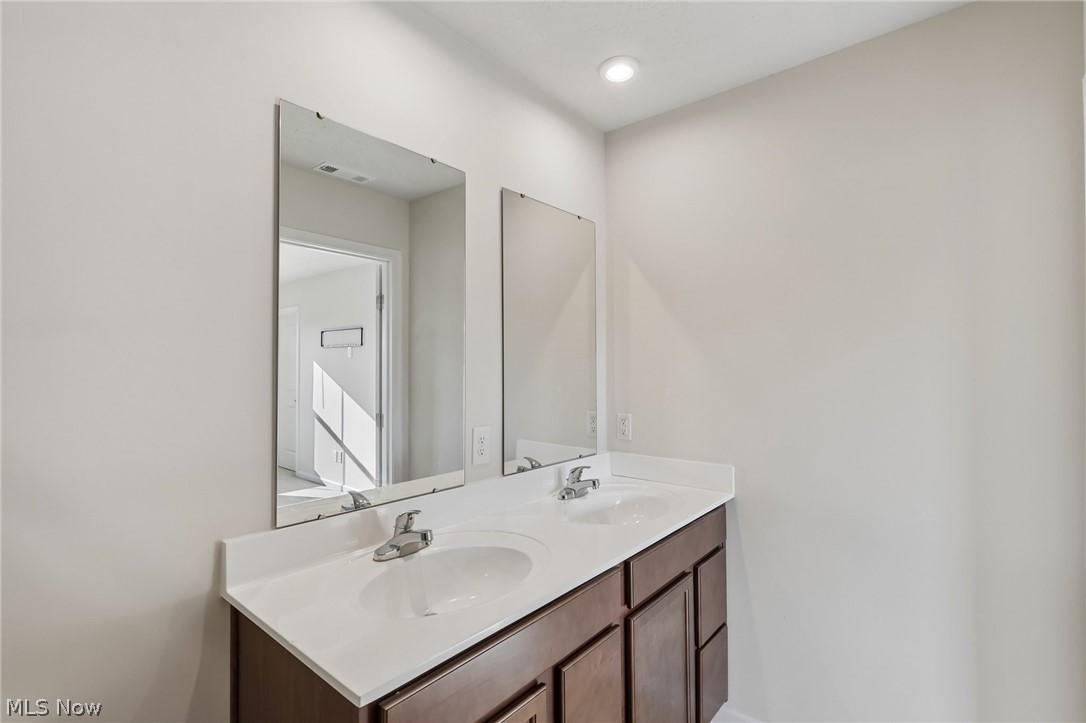 248 Captain Trail Seville OH 44273