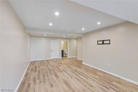 248 Captain Trail Seville OH 44273