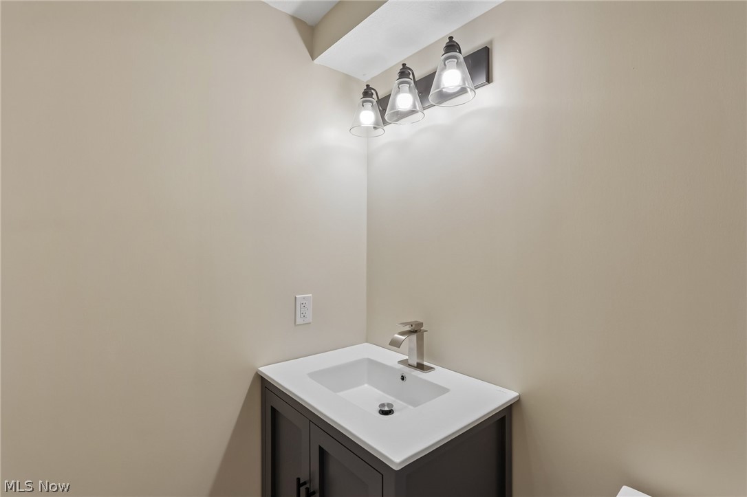 248 Captain Trail Seville OH 44273