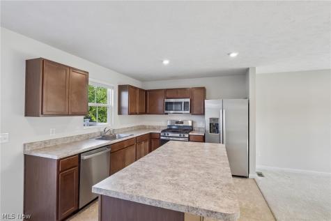248 Captain Trail Seville OH 44273