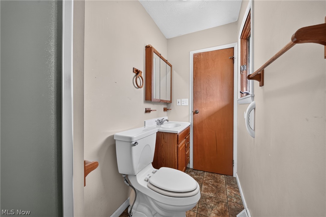 4552 N Monroe Center Road Kingsville OH 44048