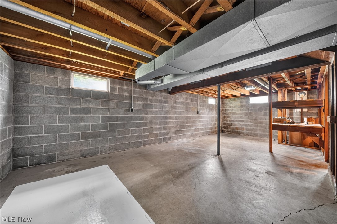 4552 N Monroe Center Road Kingsville OH 44048