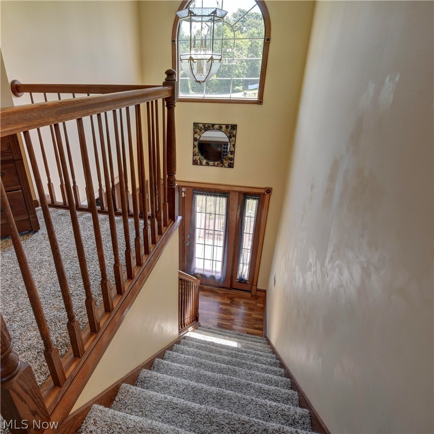 6018 Race Road NW Strasburg OH 44680