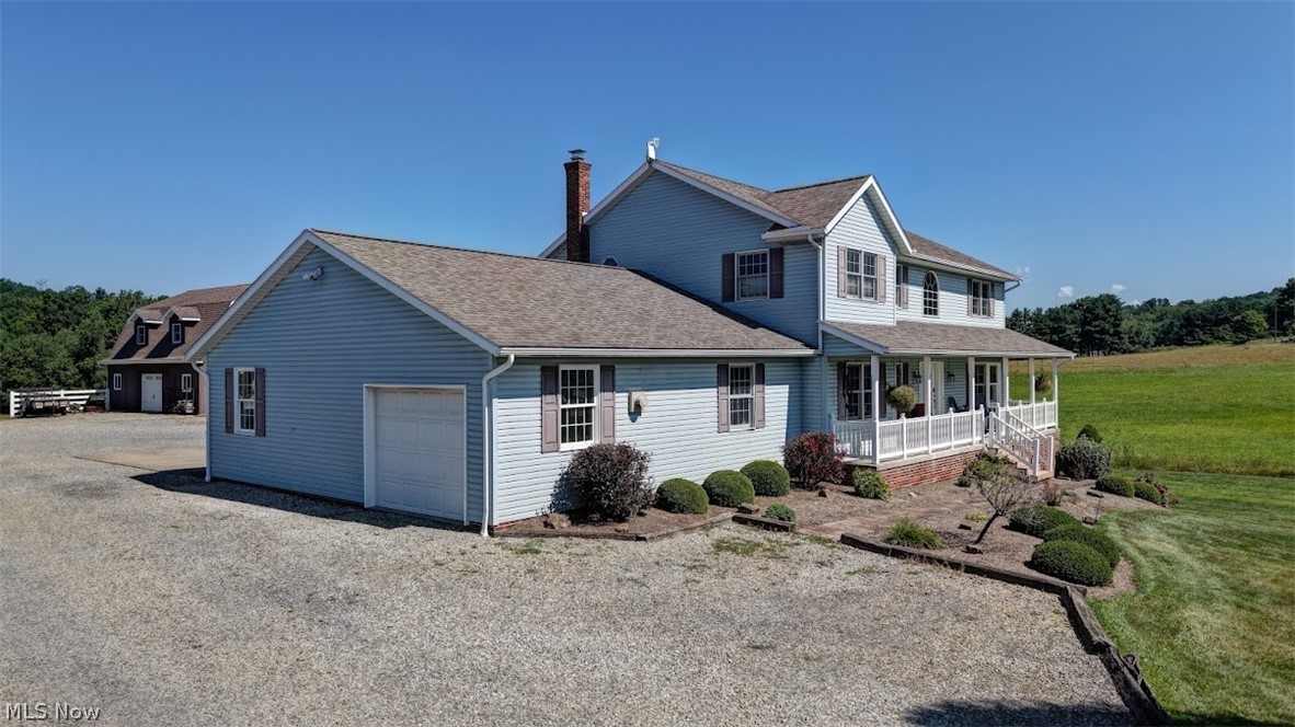 6018 Race Road NW Strasburg OH 44680