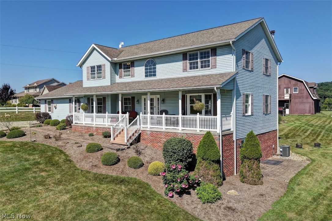 6018 Race Road NW Strasburg OH 44680