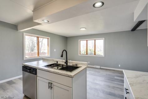 297 Paul Street Bedford OH 44146