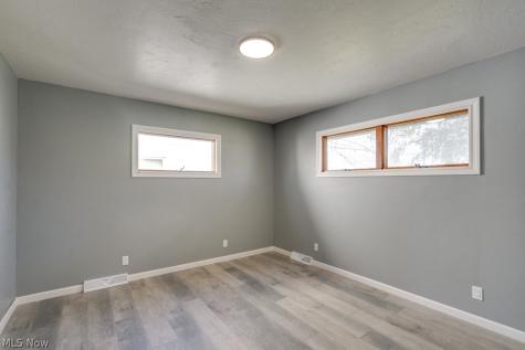 297 Paul Street Bedford OH 44146