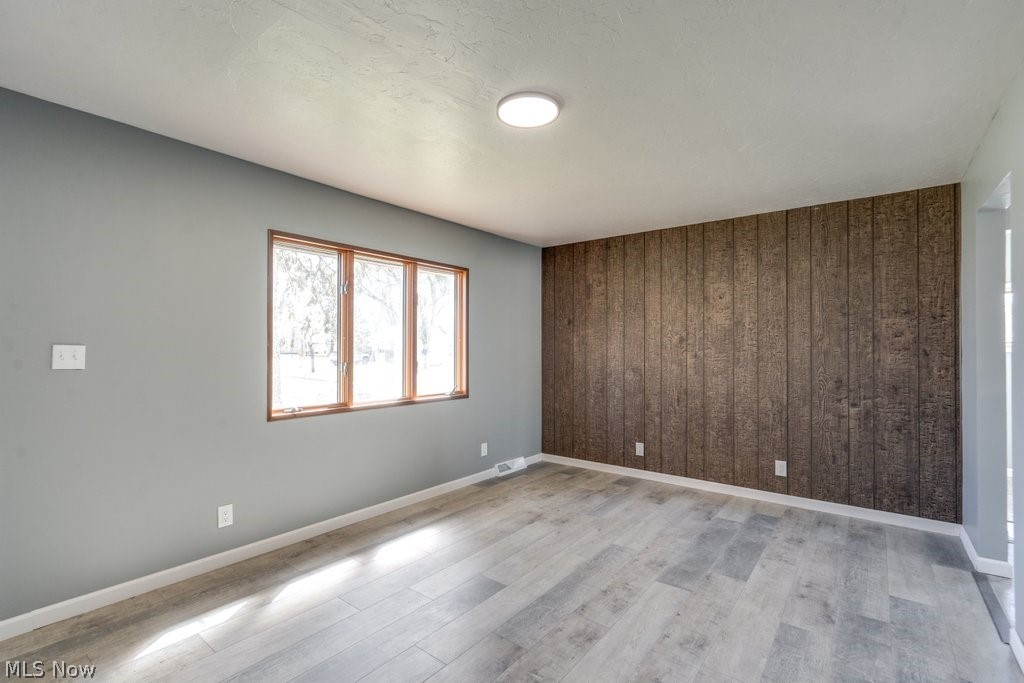 297 Paul Street Bedford OH 44146