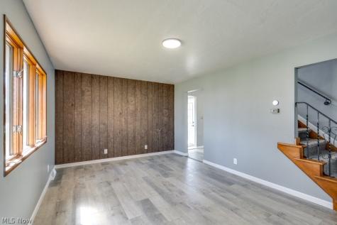 297 Paul Street Bedford OH 44146