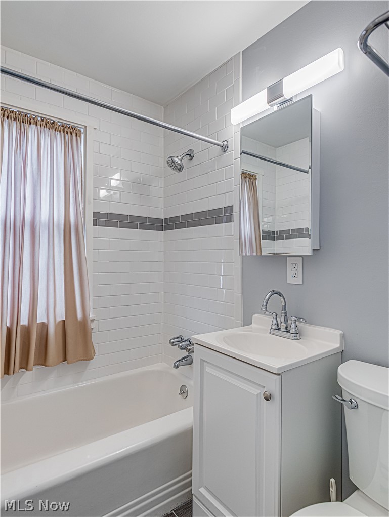 15606 Scottsdale Boulevard Shaker Heights OH 44120