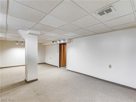 15606 Scottsdale Boulevard Shaker Heights OH 44120