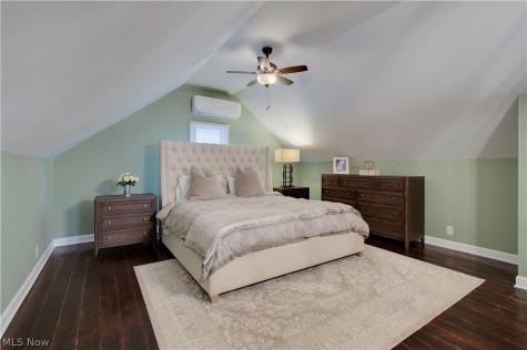 7612 Ira Avenue Brooklyn OH 44144