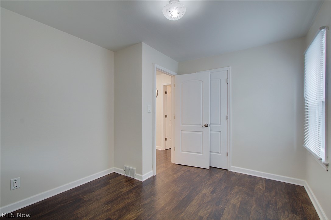 7612 Ira Avenue Brooklyn OH 44144