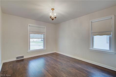 7612 Ira Avenue Brooklyn OH 44144