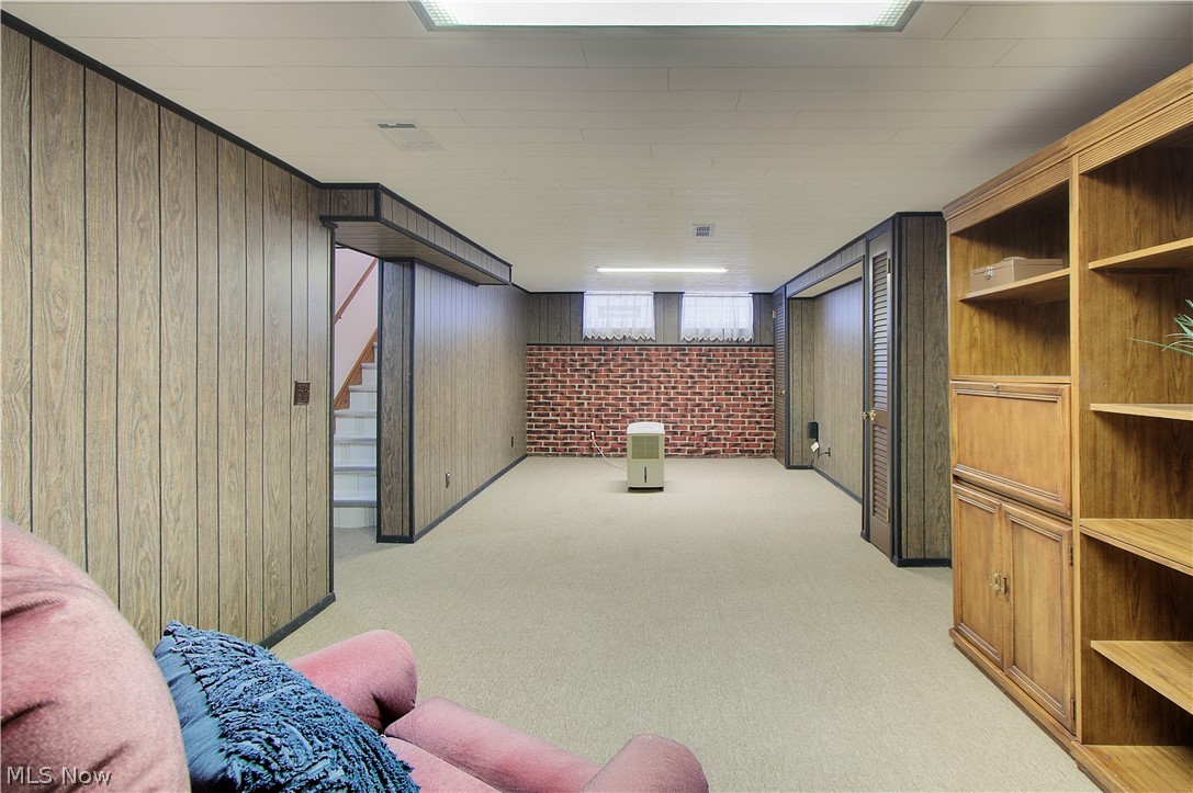 7612 Ira Avenue Brooklyn OH 44144