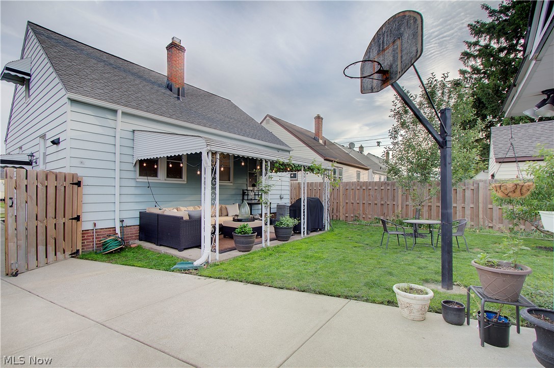 7612 Ira Avenue Brooklyn OH 44144