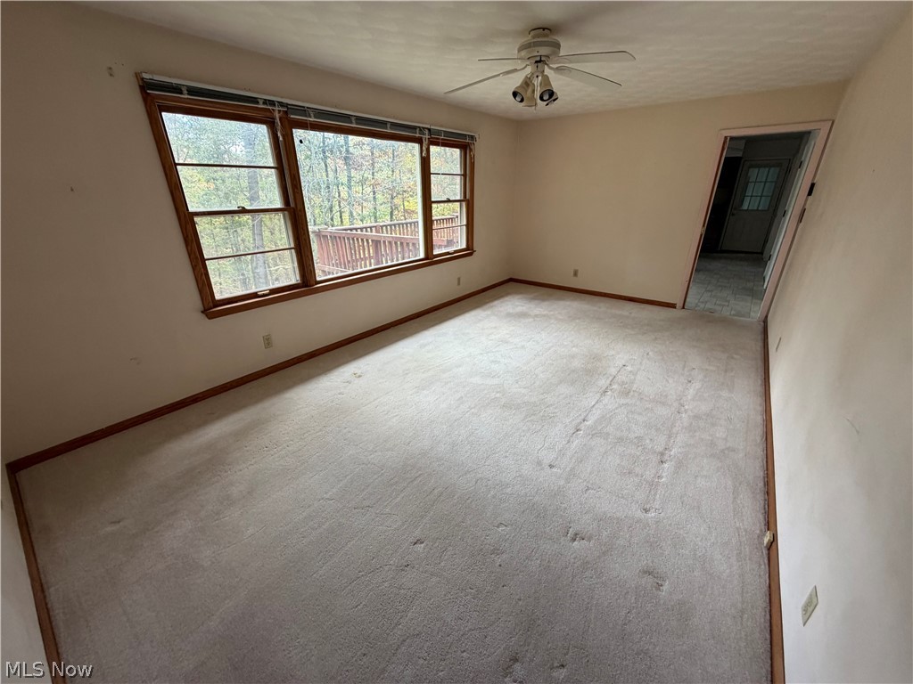 2746 Kragel Road Richmond OH 43944