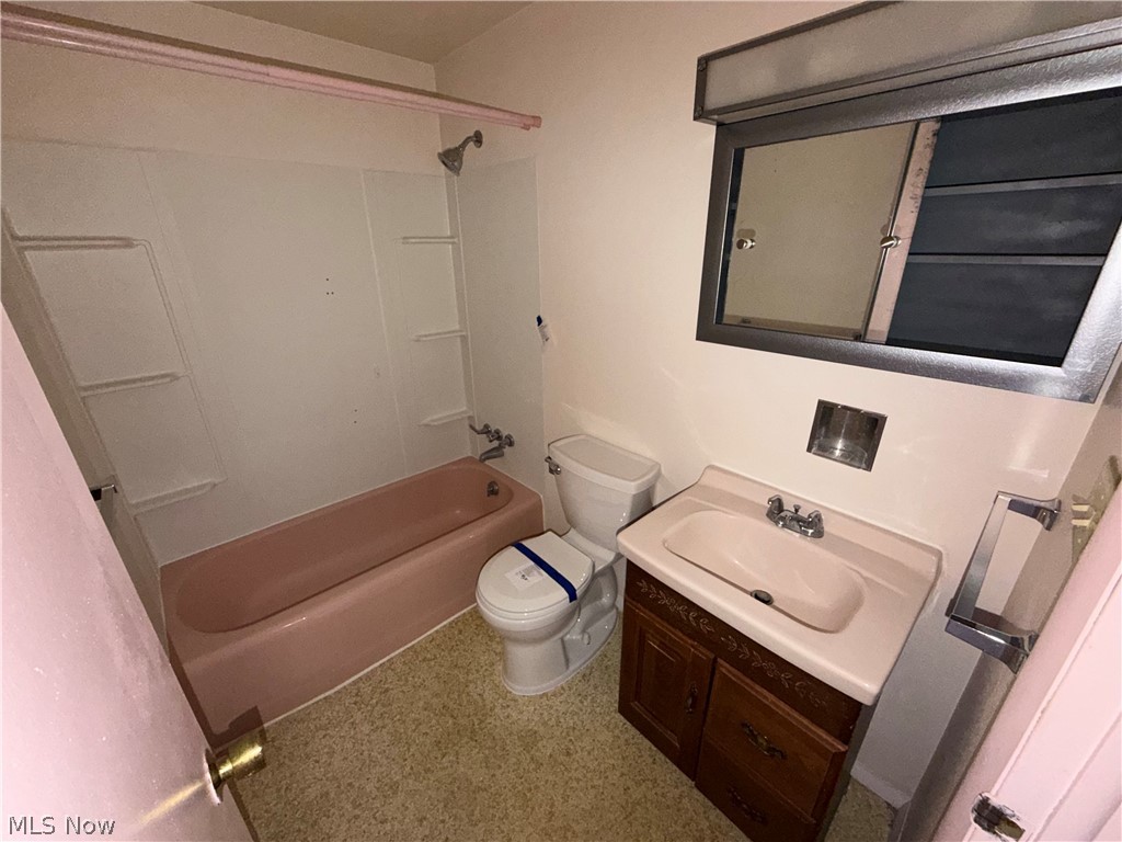 2746 Kragel Road Richmond OH 43944