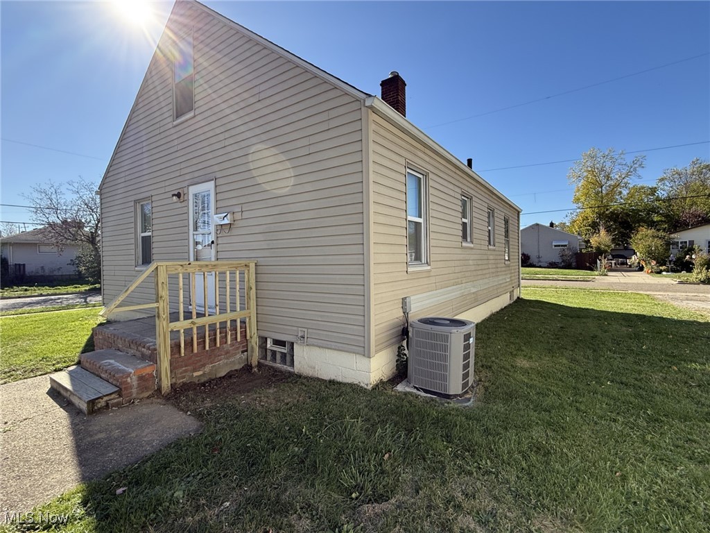 55 W Ralston Avenue Akron OH 44301