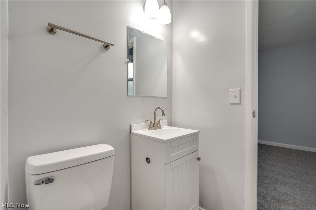 2415 Regentview Street NE Canton OH 44705