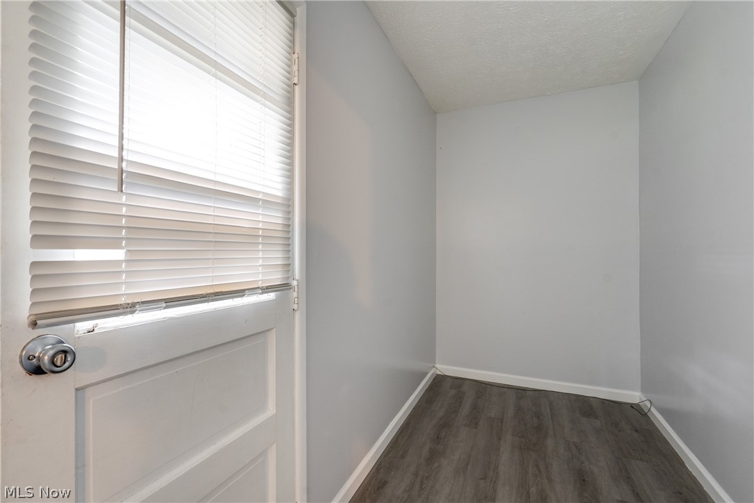 2415 Regentview Street NE Canton OH 44705