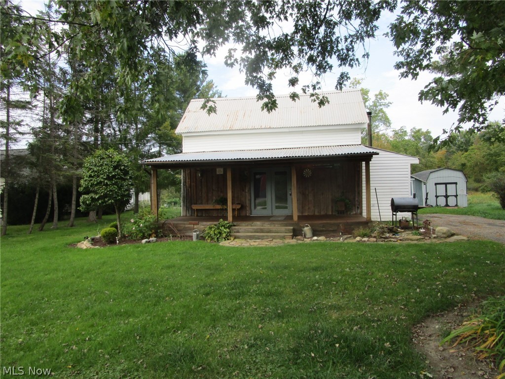 2605 E Water Street Rock Creek OH 44084