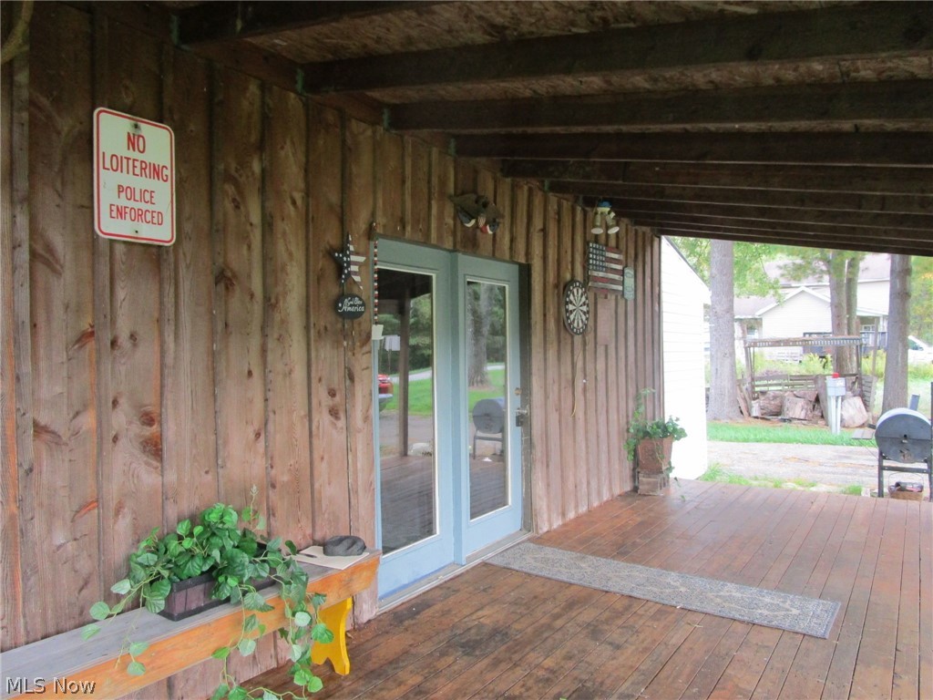 2605 E Water Street Rock Creek OH 44084