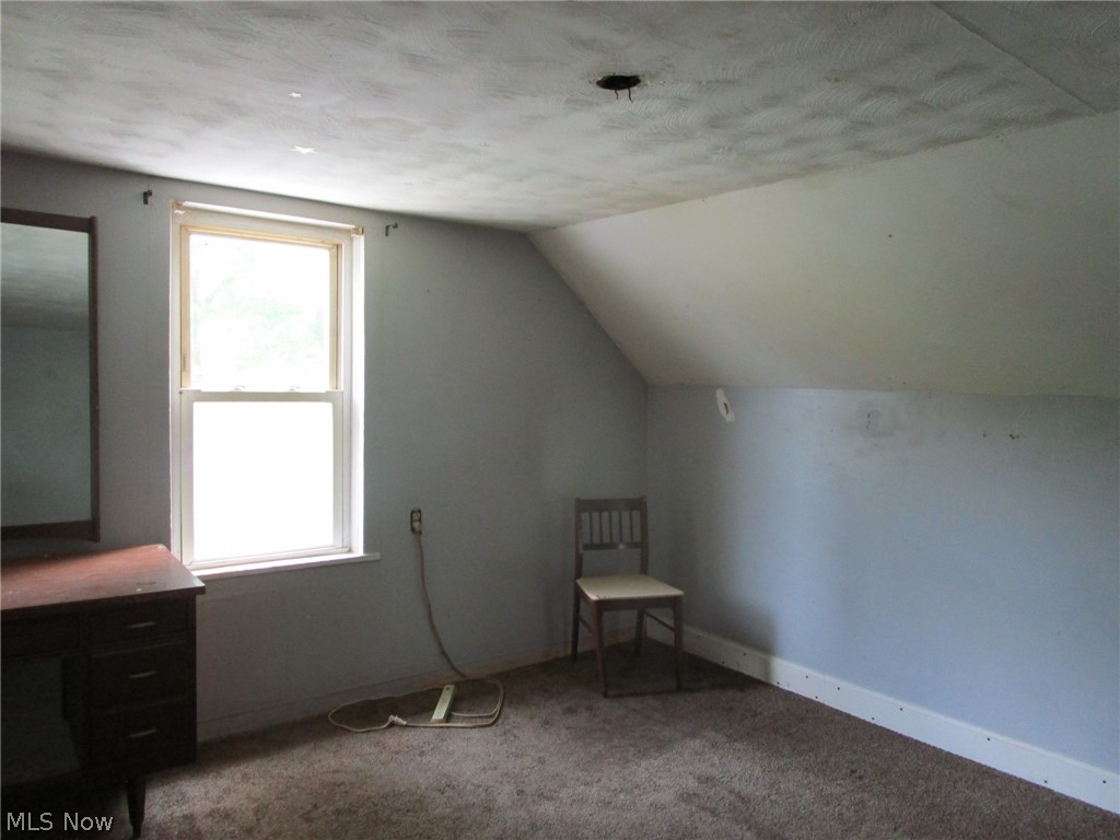 2605 E Water Street Rock Creek OH 44084