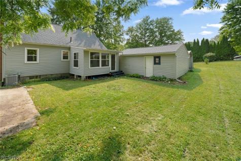2134 Plymouth Drive Uniontown OH 44685
