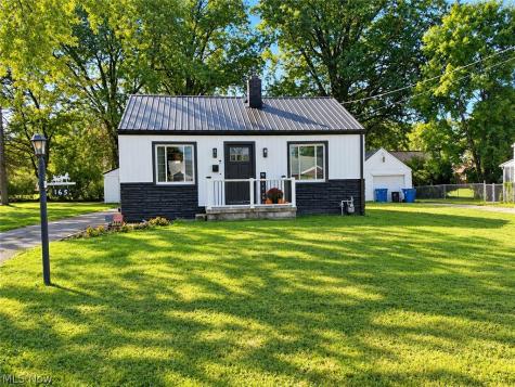 165 Mansell Drive Youngstown OH 44505