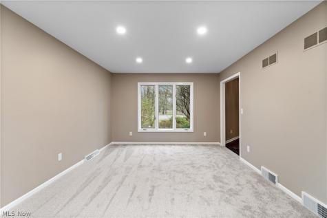 9466 Beryl Street NW Massillon OH 44646