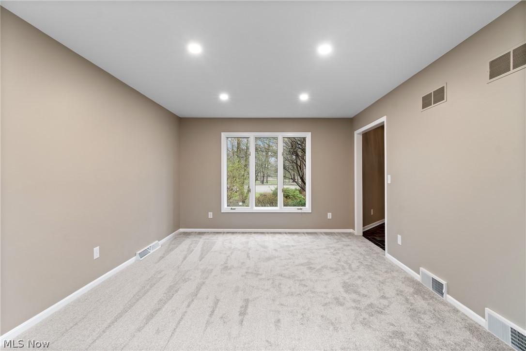 9466 Beryl Street NW Massillon OH 44646