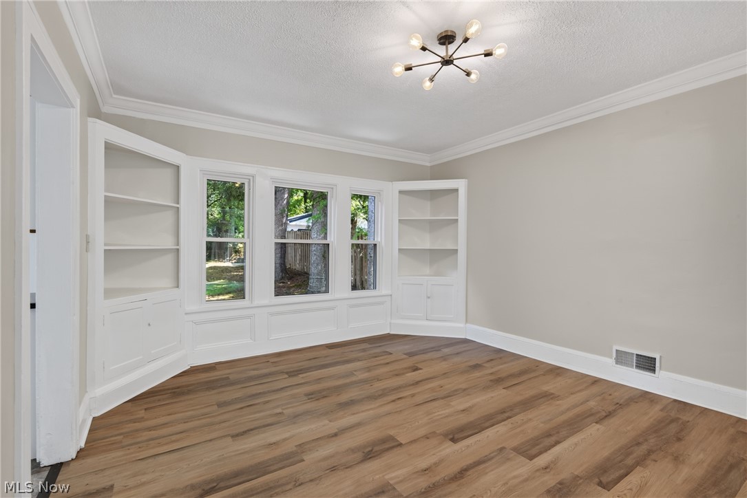 1629 Ivydale Road Cleveland Heights OH 44118