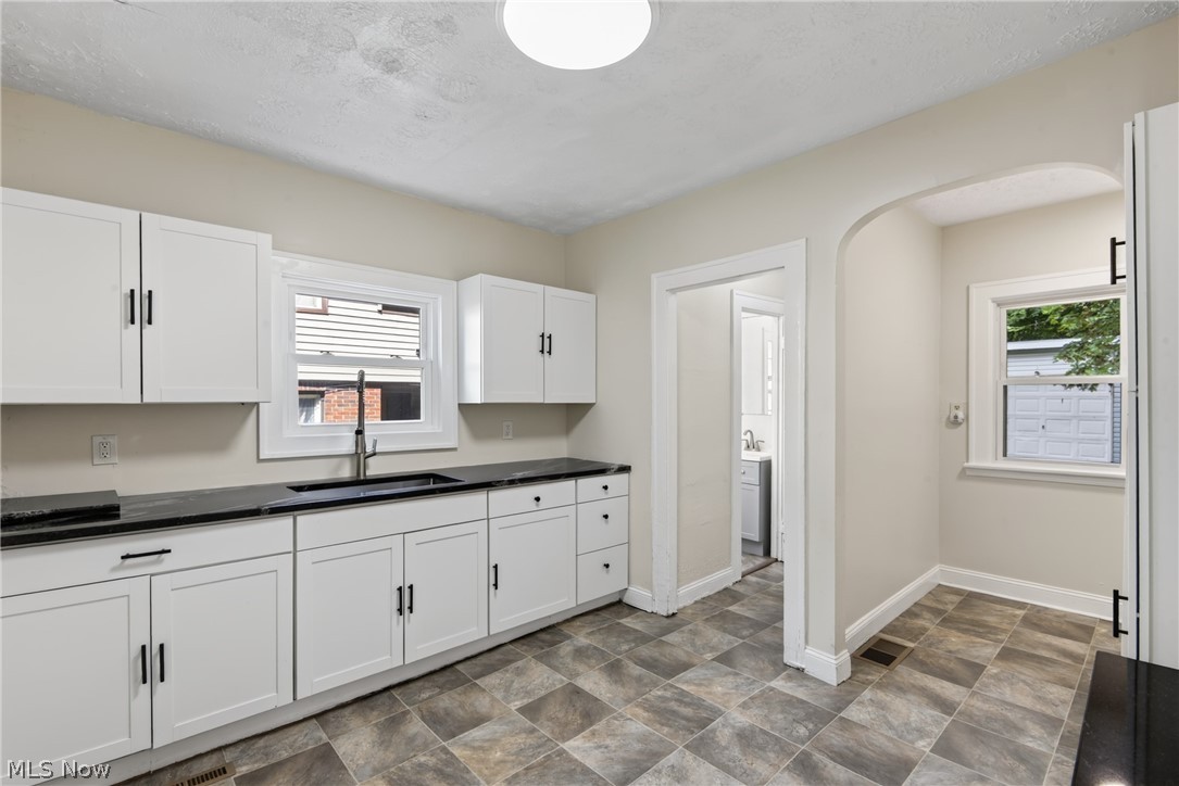 1629 Ivydale Road Cleveland Heights OH 44118