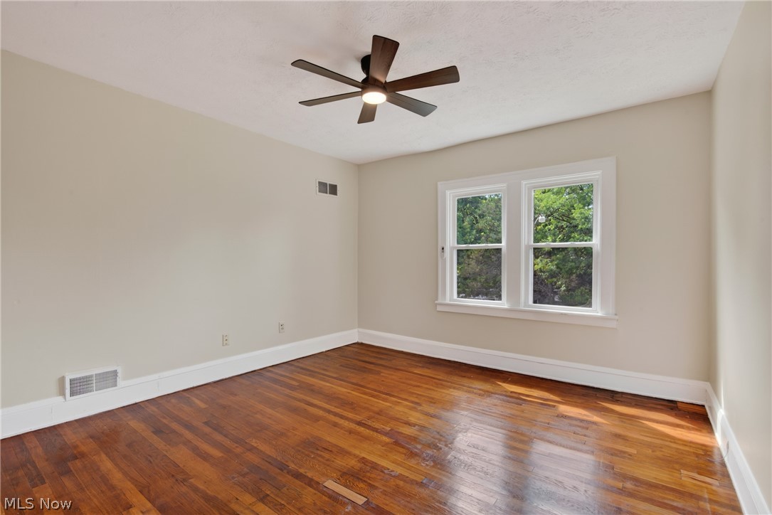 1629 Ivydale Road Cleveland Heights OH 44118