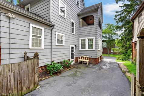 1629 Ivydale Road Cleveland Heights OH 44118