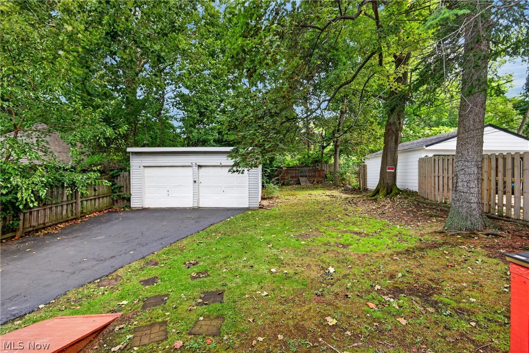 1629 Ivydale Road Cleveland Heights OH 44118