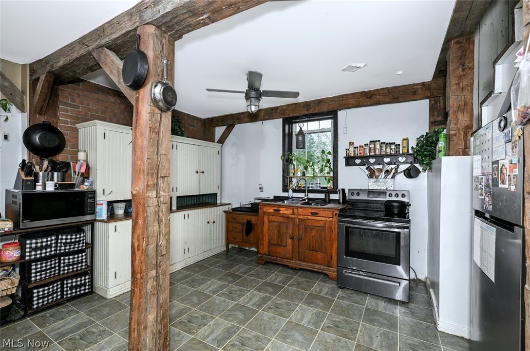 1305 Township Road 1656 Ashland OH 44805