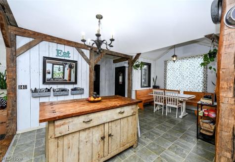 1305 Township Road 1656 Ashland OH 44805
