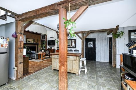 1305 Township Road 1656 Ashland OH 44805