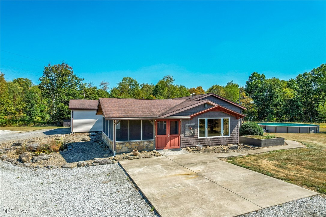 3044 Jasmine Road NW Carrollton OH 44615