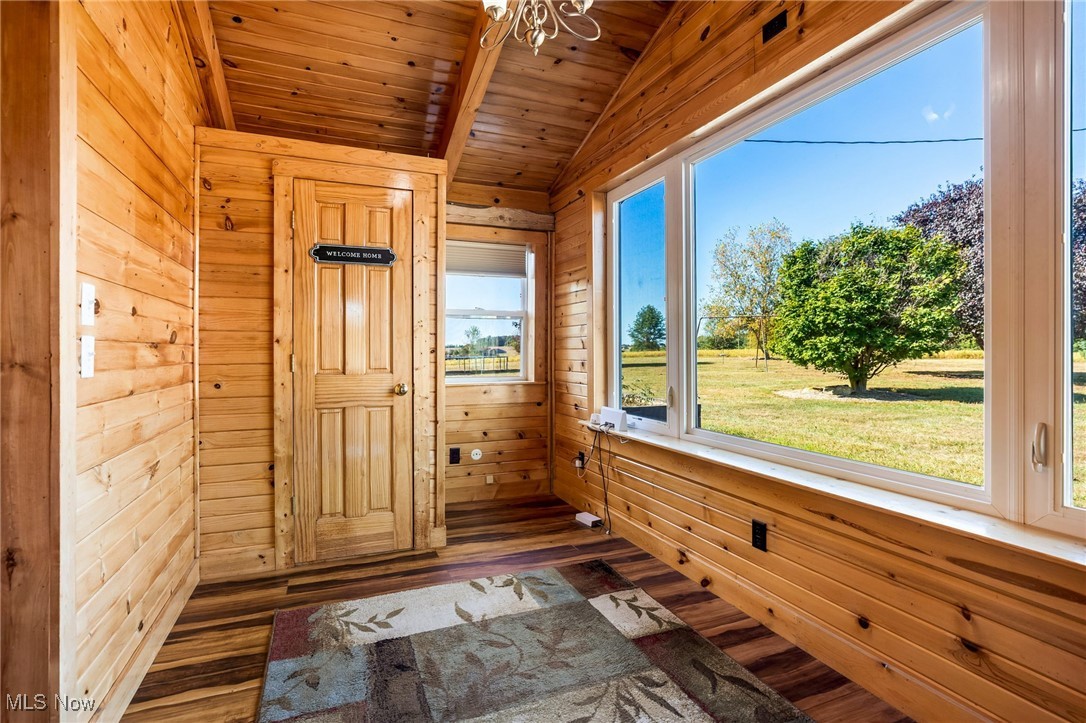 3044 Jasmine Road NW Carrollton OH 44615