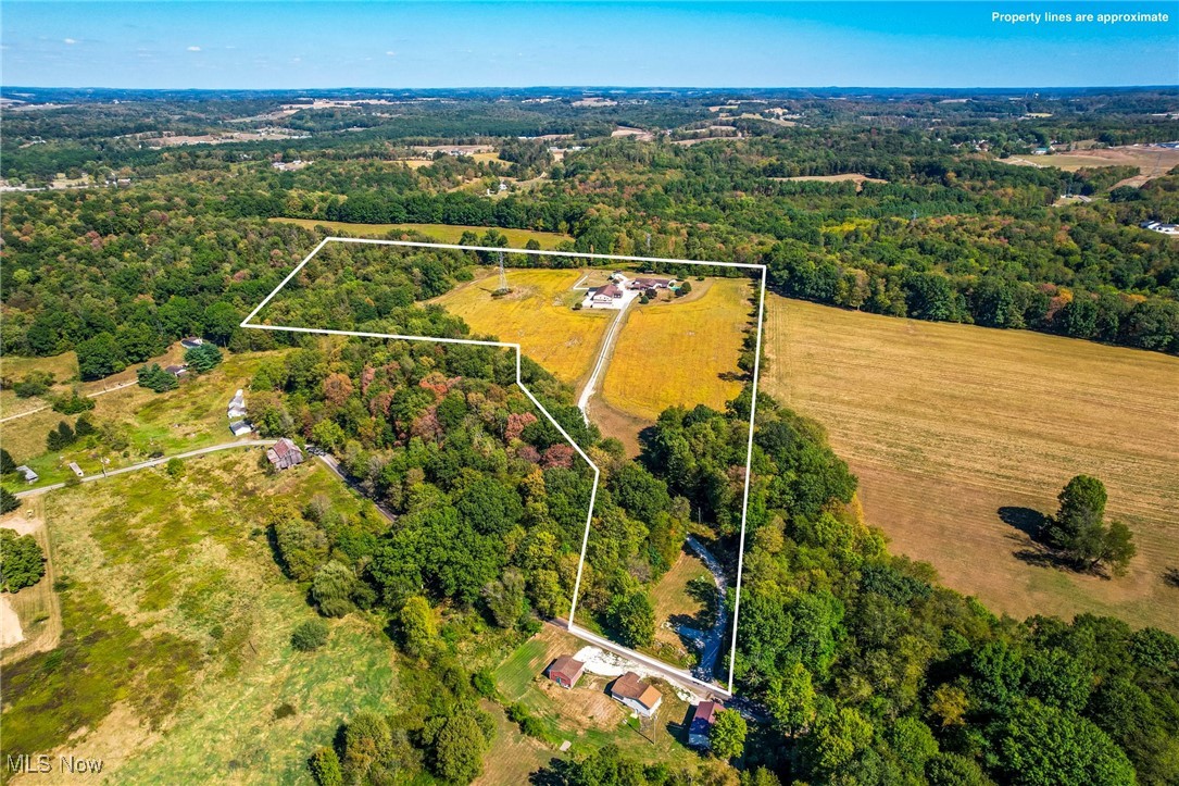 3044 Jasmine Road NW Carrollton OH 44615