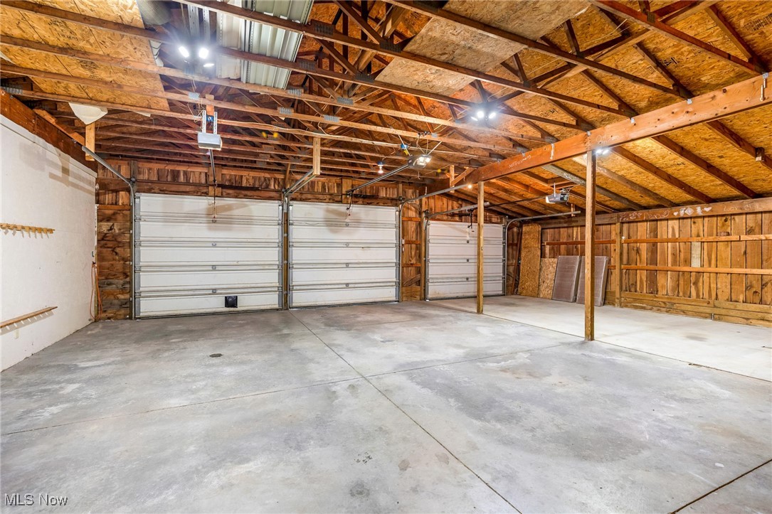 3044 Jasmine Road NW Carrollton OH 44615