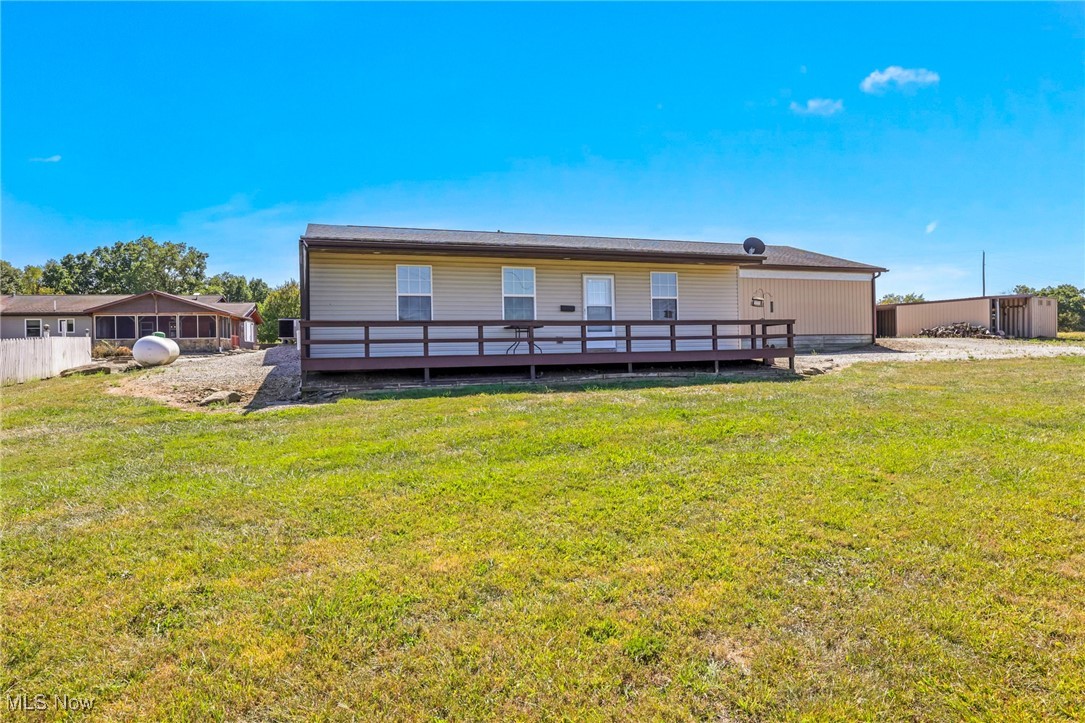 3044 Jasmine Road NW Carrollton OH 44615
