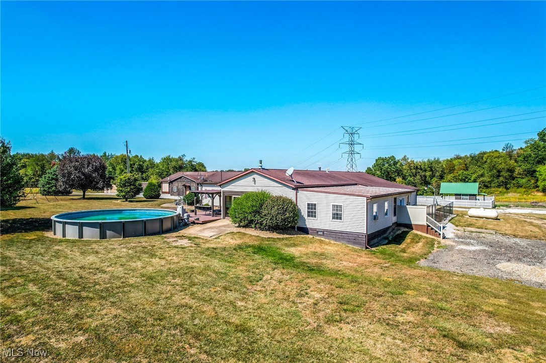 3044 Jasmine Road NW Carrollton OH 44615