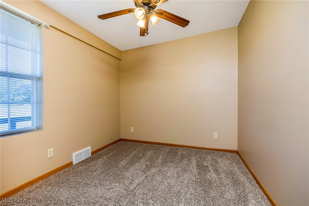 3044 Jasmine Road NW Carrollton OH 44615