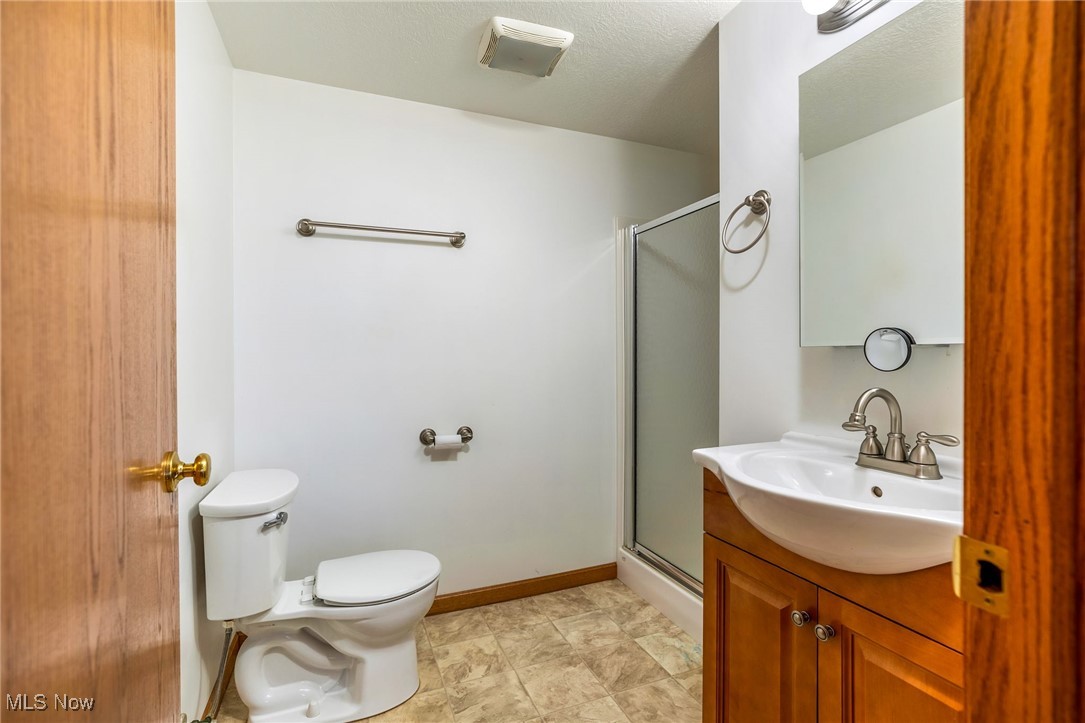 3044 Jasmine Road NW Carrollton OH 44615