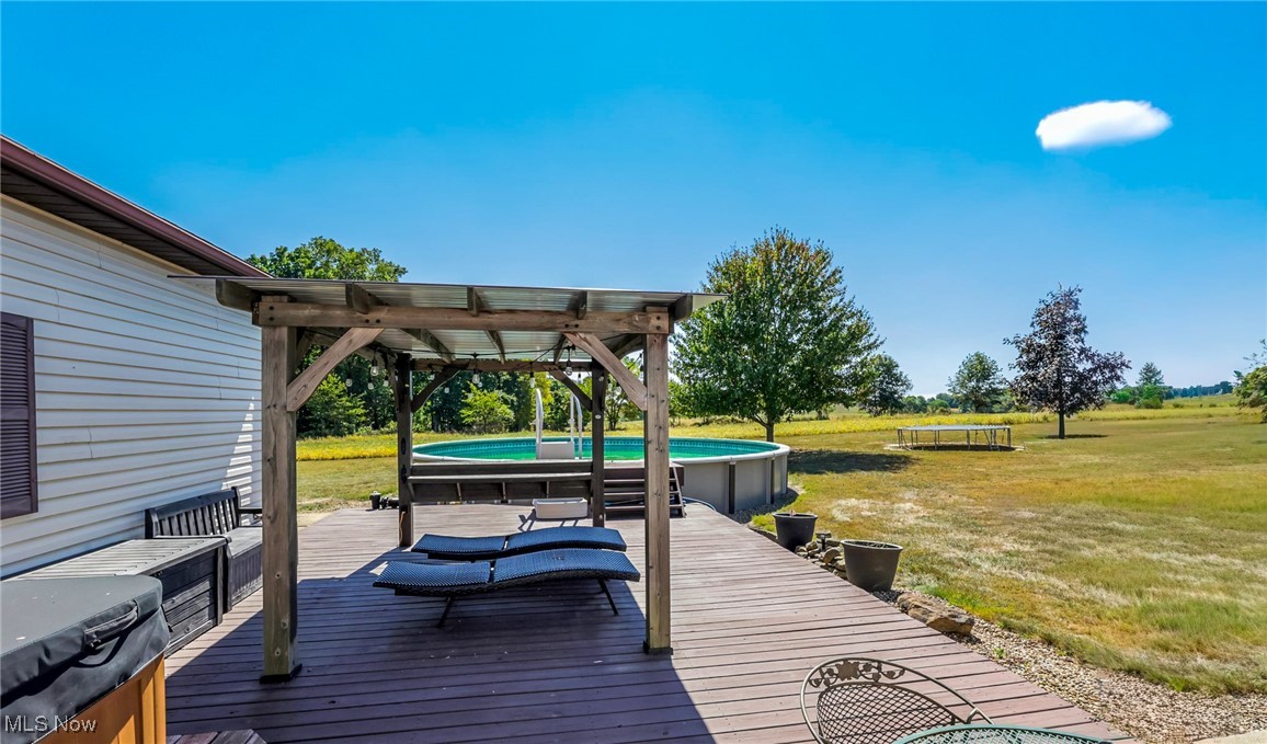 3044 Jasmine Road NW Carrollton OH 44615