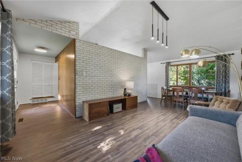 13416 Havendale Drive Brook Park OH 44142